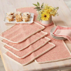 Village Yarn Simply Sweet Place Mats & Table Runner Yarn Kit