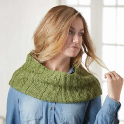 Willow Yarns Greensward Cowl Knit Yarn Kit